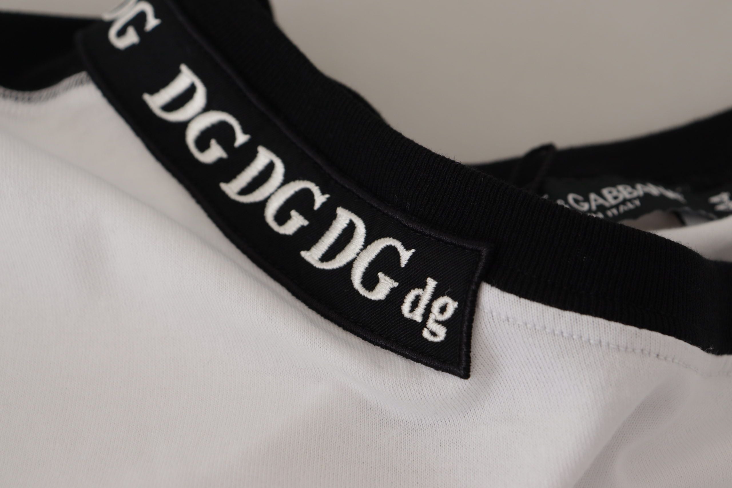 Dolce & Gabbana Elegant Round Neck Slogan Tee